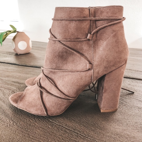 JGoods Shoes - JGood Lace Up Booties